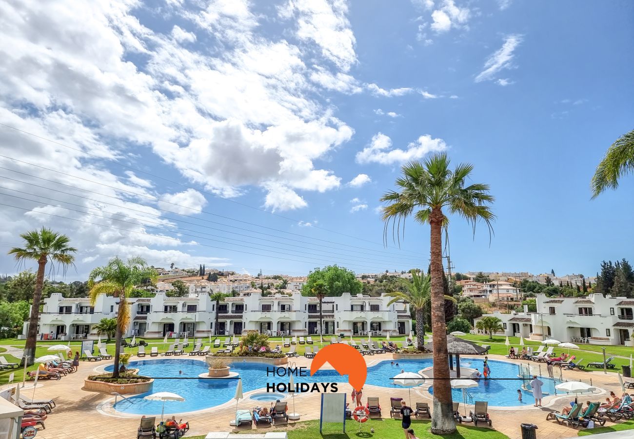 Appartement in Albufeira - #322 Family Apartment | Spacious & Cozy