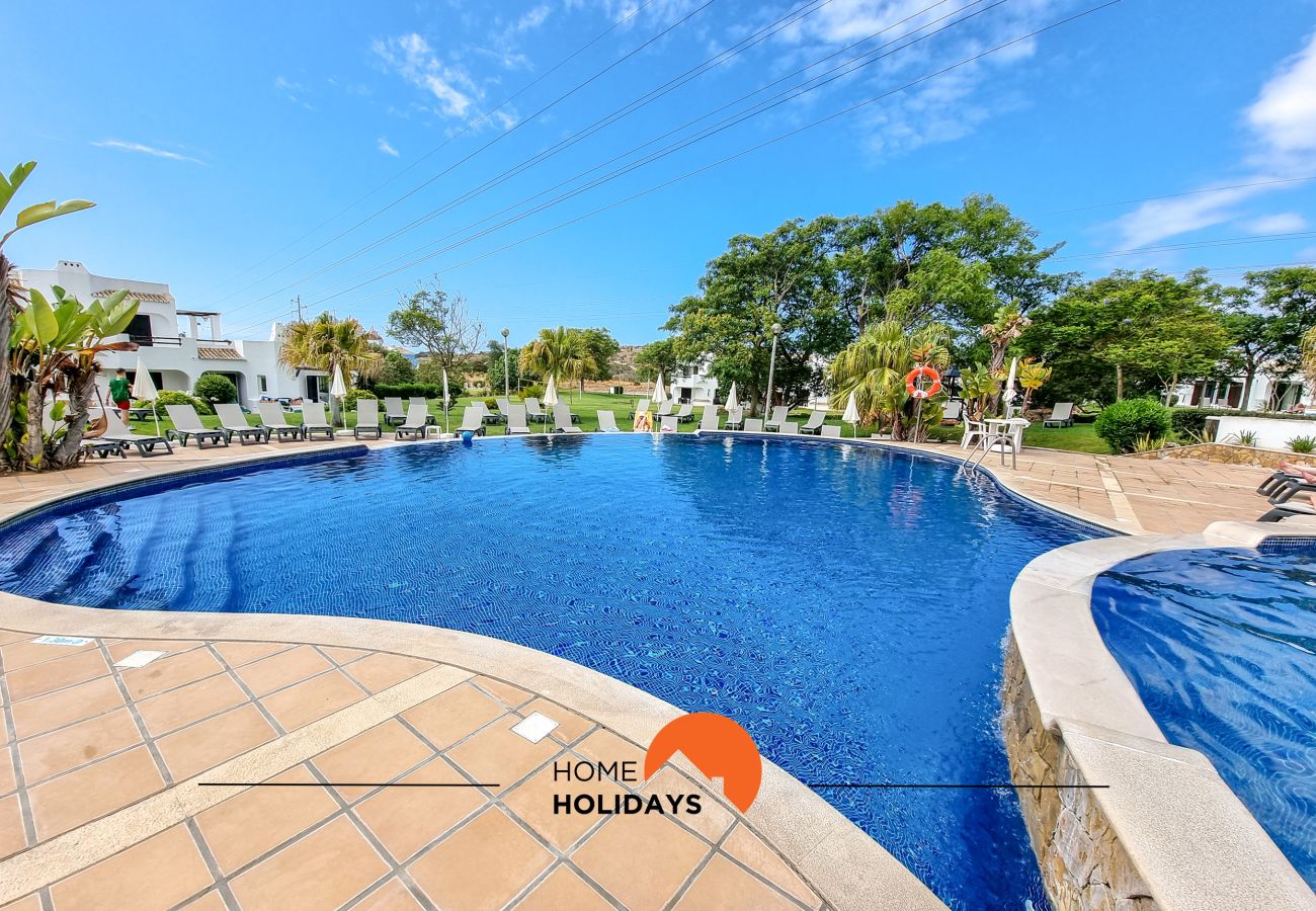 Appartement in Albufeira - #322 Family Apartment | Spacious & Cozy