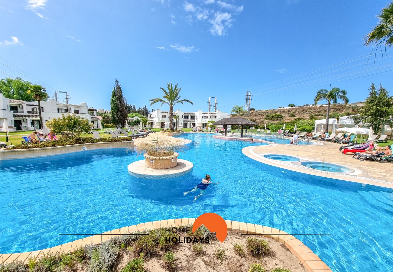 Appartement in Albufeira - #322 Family Apartment | Spacious & Cozy