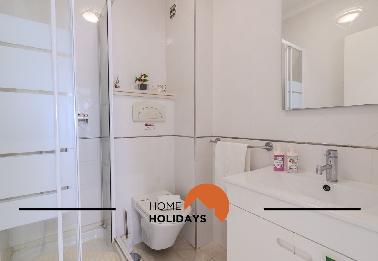 Appartement in Albufeira - #320 Family Flat in Center of the City 