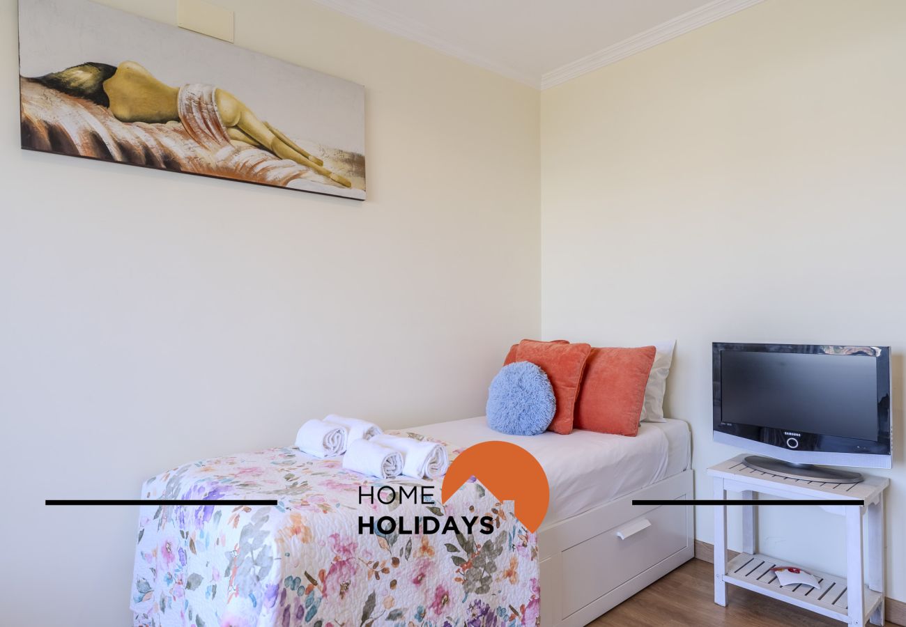 Appartement in Albufeira - #320 Family Flat in Center of the City 