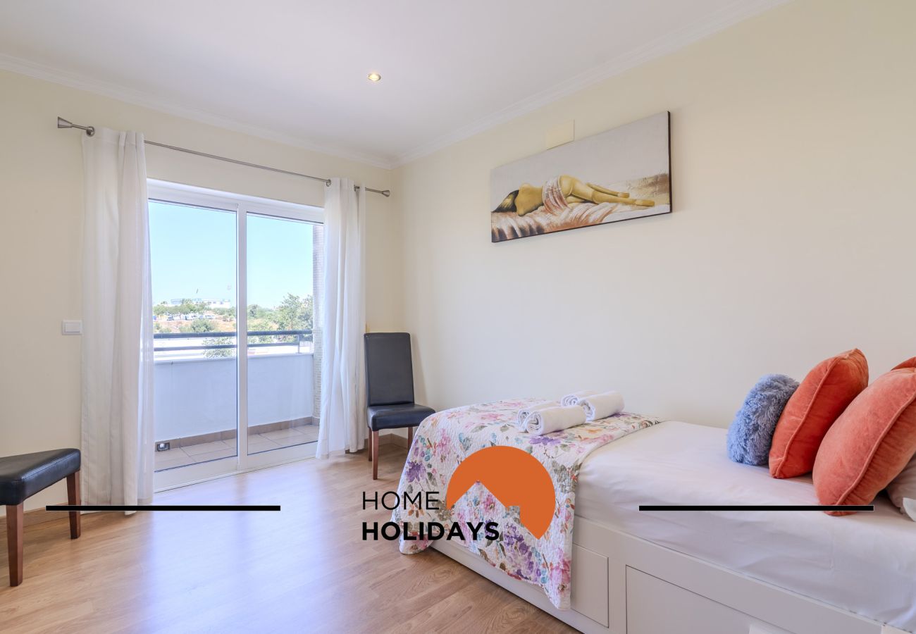 Appartement in Albufeira - #320 Family Flat in Center of the City 