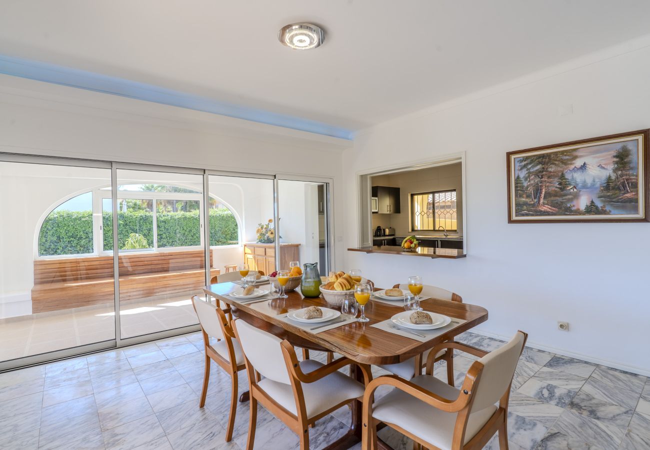 Huis in Albufeira - #336 Vila Sol | Pool & Comfort