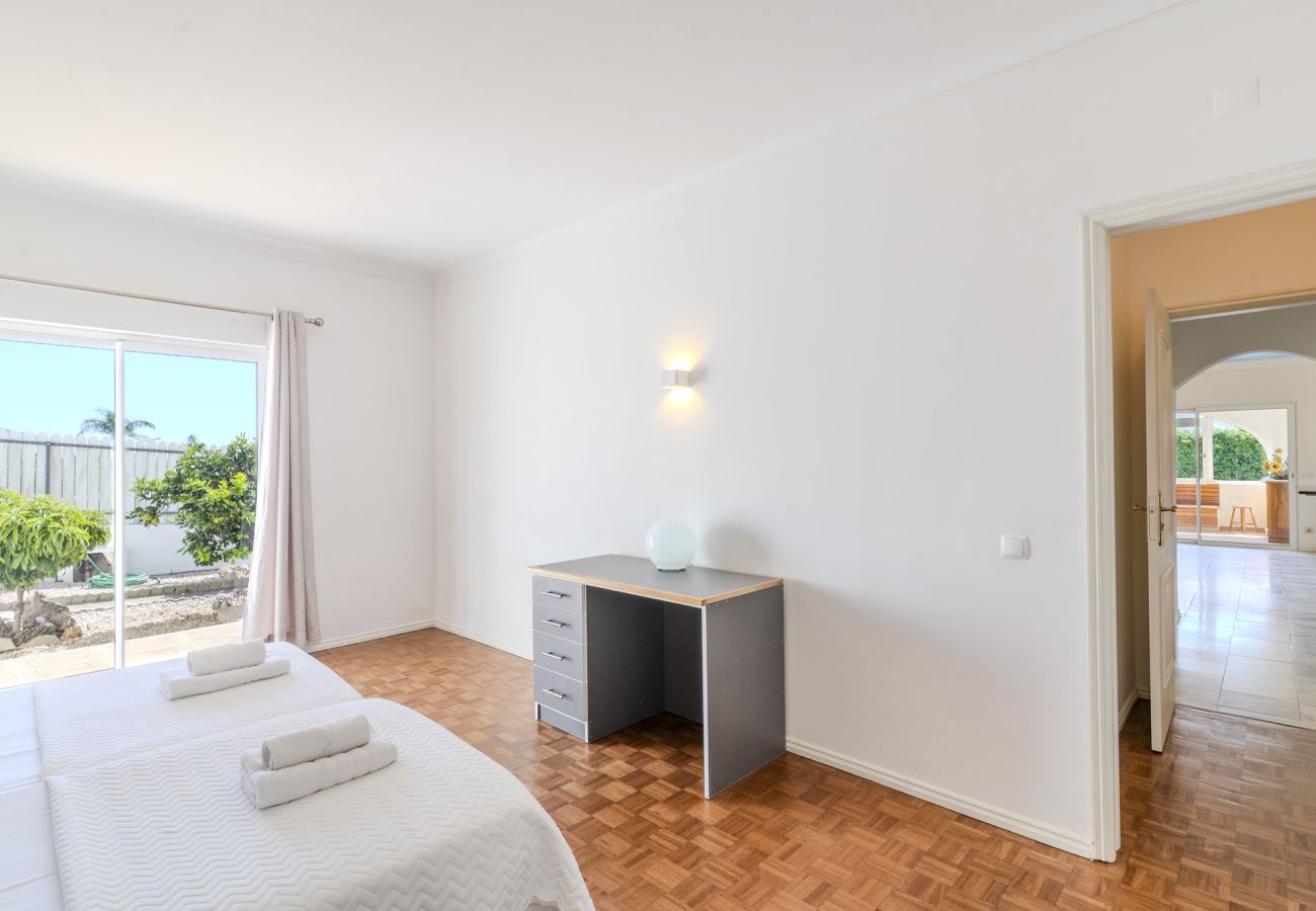 Huis in Albufeira - #336 Vila Sol | Pool & Comfort