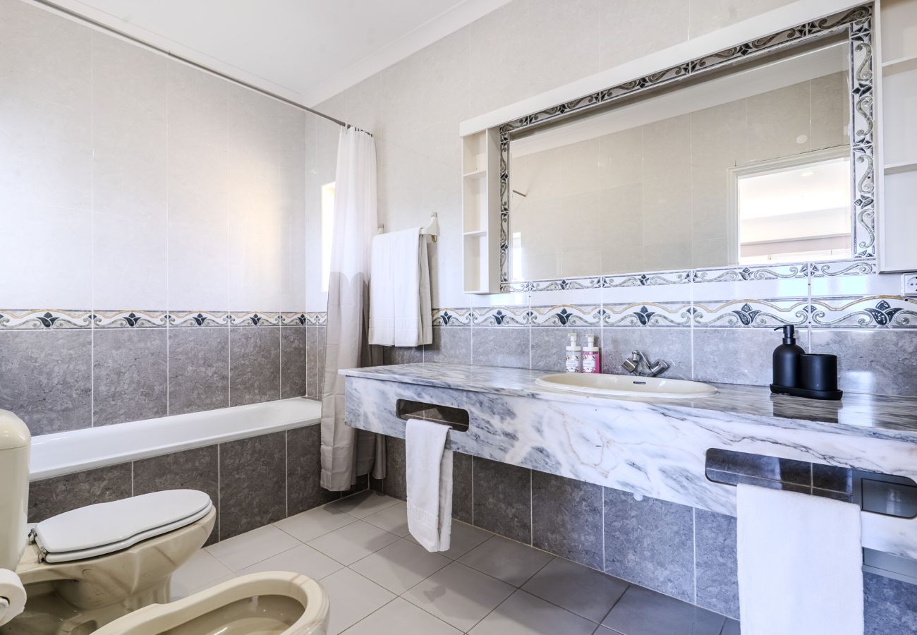 Huis in Albufeira - #336 Vila Sol | Pool & Comfort