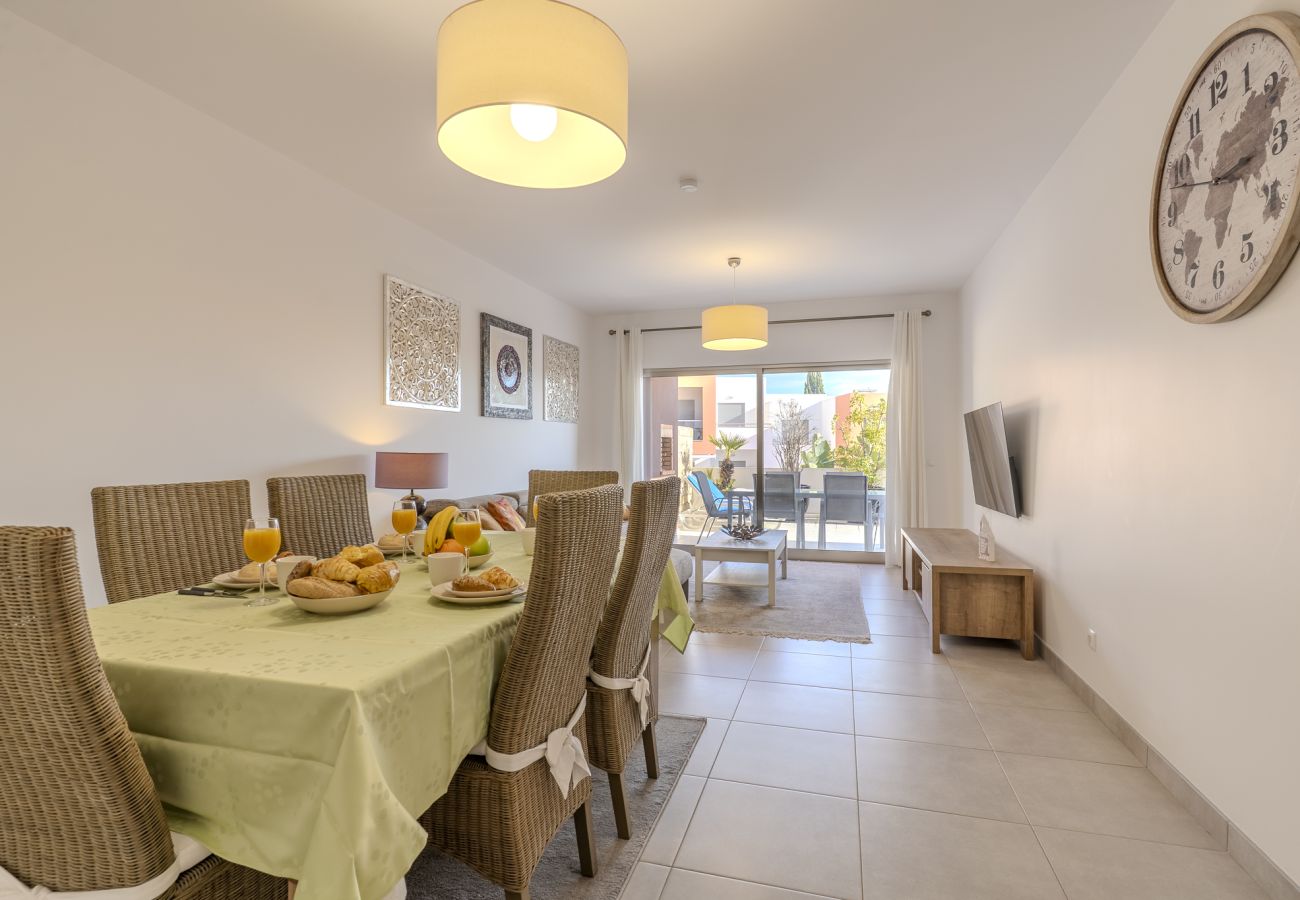 Appartement in Albufeira - #354 Vitismar Apartment | Pool & Relax