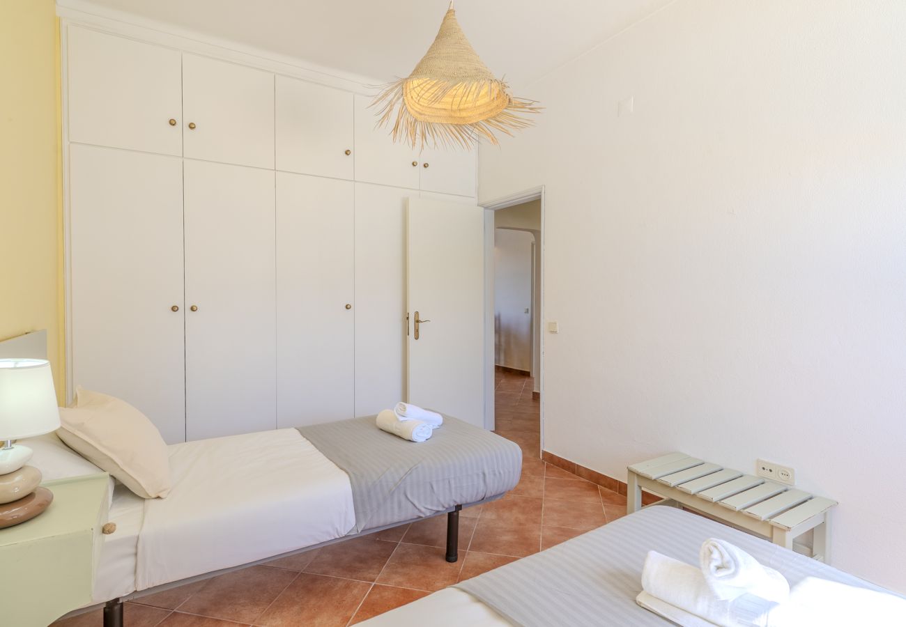 Appartement in Paderne - #358 Quinta Brito Lima A by Home Holidays