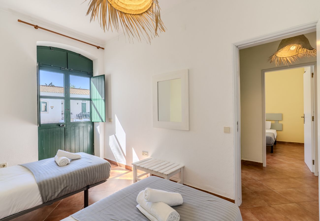 Appartement in Paderne - #358 Quinta Brito Lima A by Home Holidays
