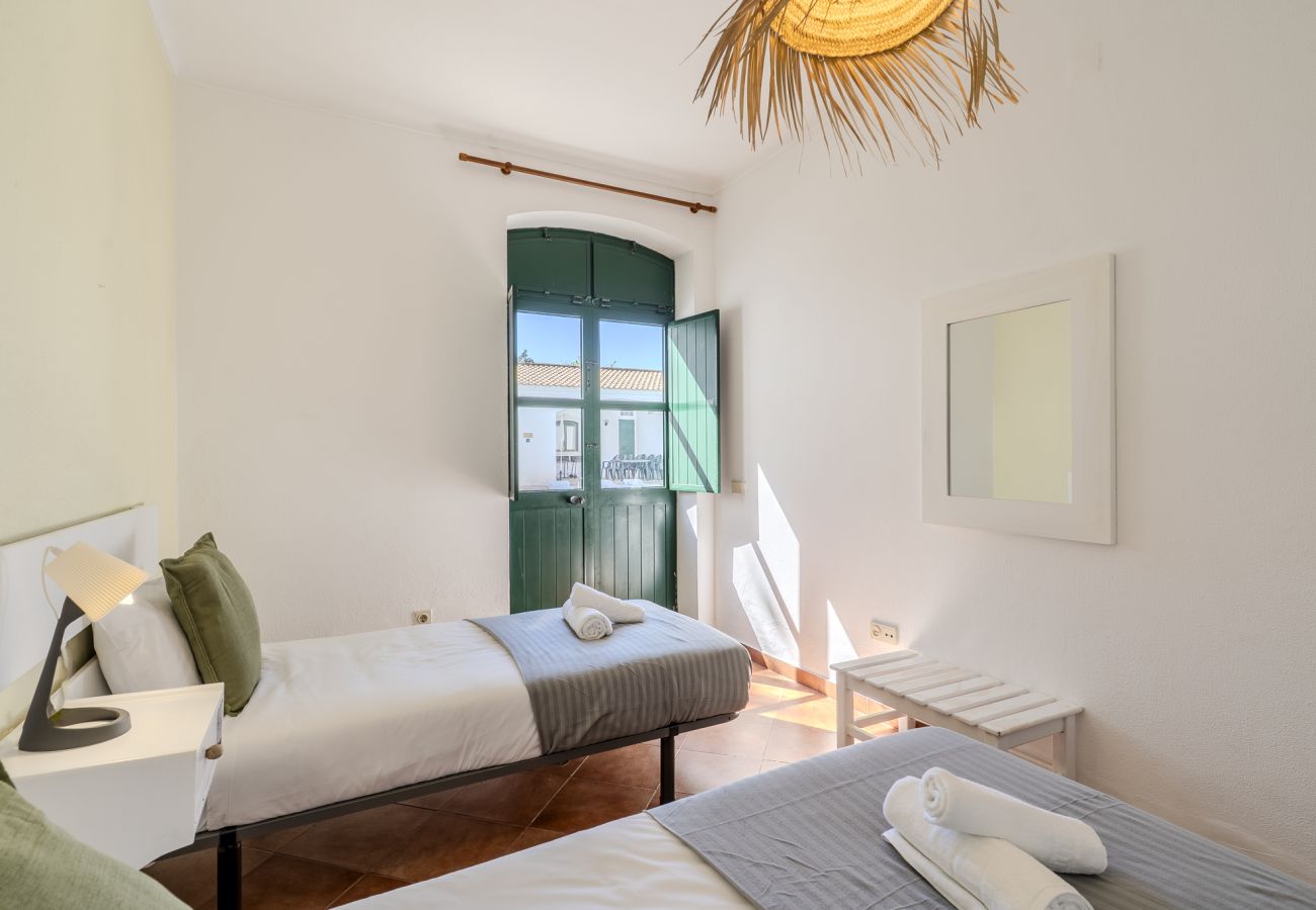 Appartement in Paderne - #358 Quinta Brito Lima A by Home Holidays