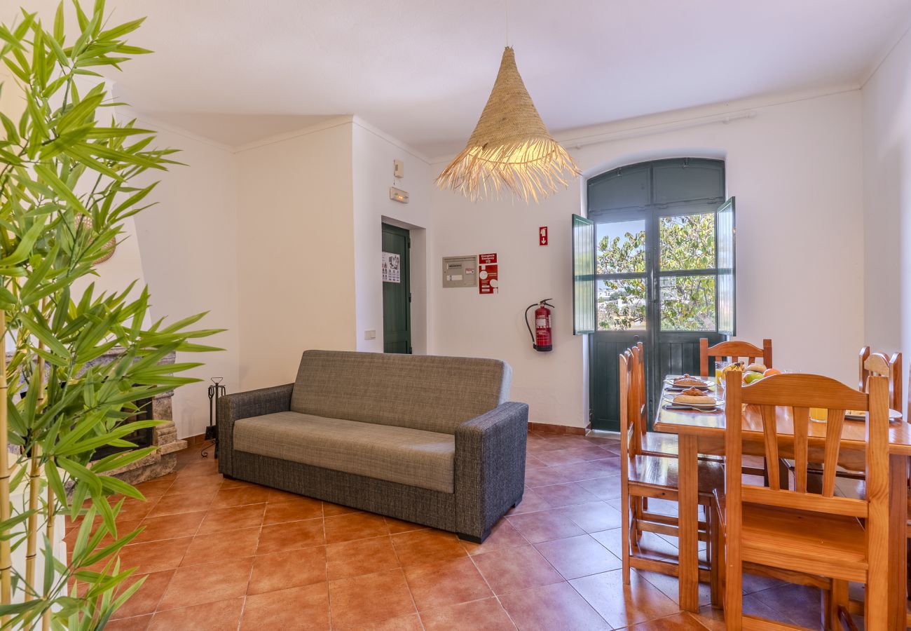 Appartement in Paderne - #358 Quinta Brito Lima A by Home Holidays