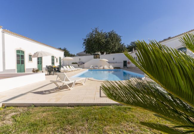  in Paderne - #359 Quinta Brito Lima B by Home Holidays