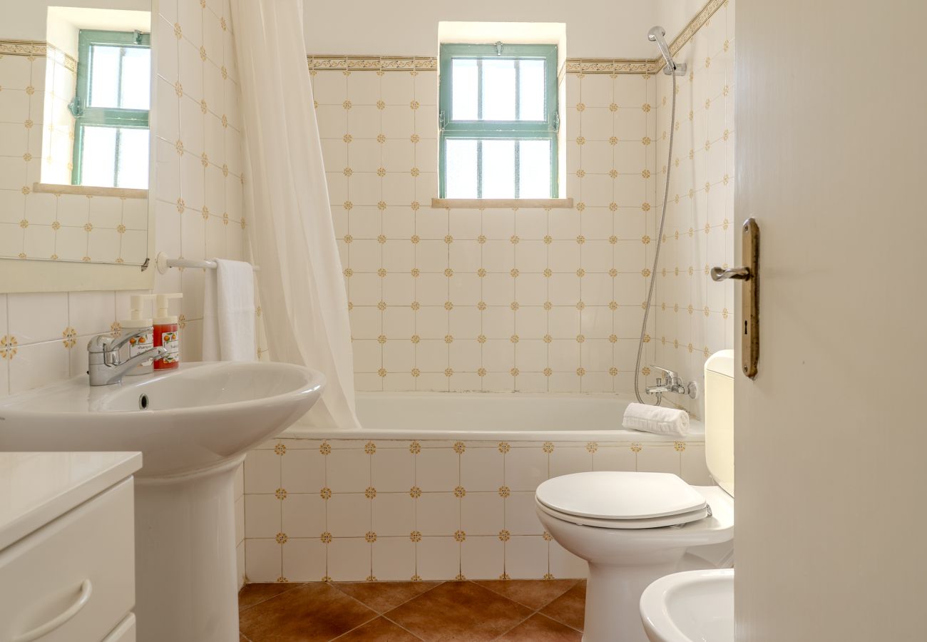 Appartement in Paderne - #359 Quinta Brito Lima B by Home Holidays