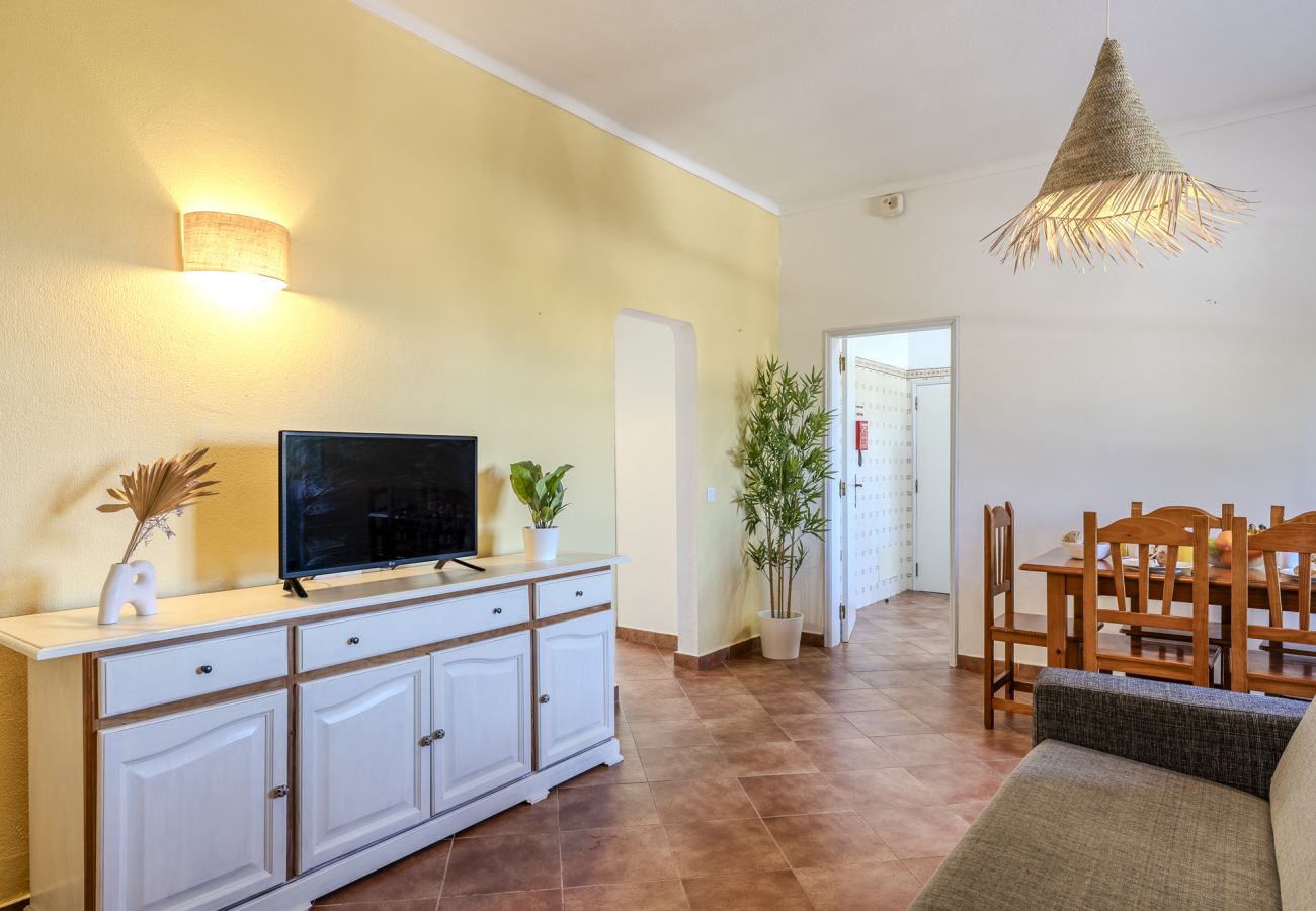 Appartement in Paderne - #359 Quinta Brito Lima B by Home Holidays