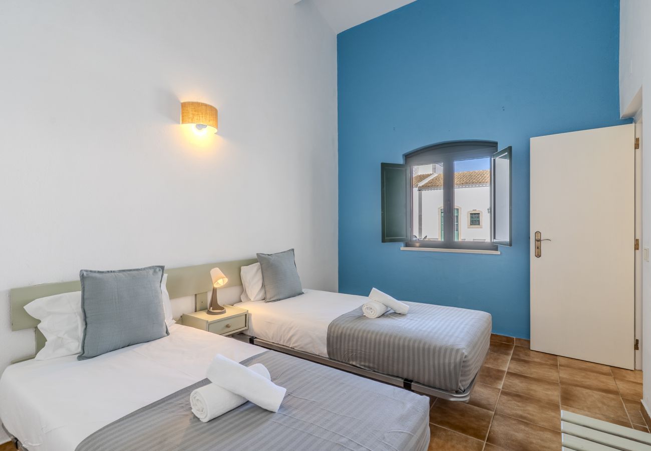 Appartement in Paderne - #360 Quinta Brito Lima C by Home Holidays
