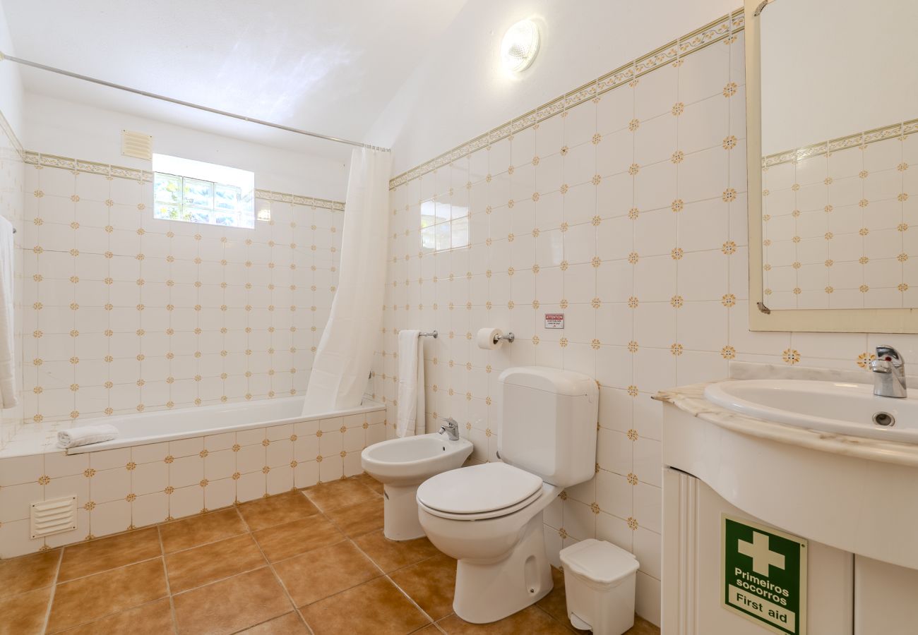 Appartement in Paderne - #360 Quinta Brito Lima C by Home Holidays