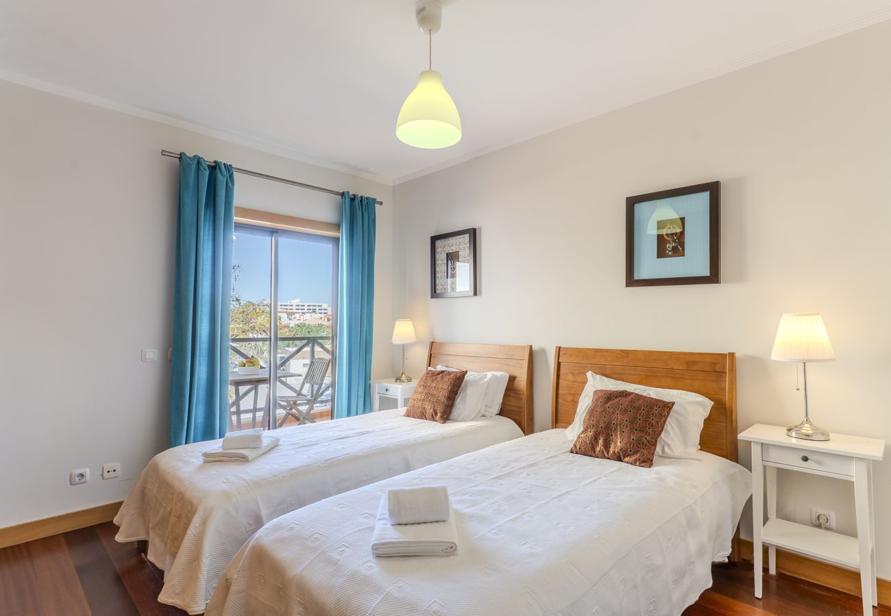 Appartement in Albufeira - #353 T2 Apartment Central Albufeira |Pool & Terrace