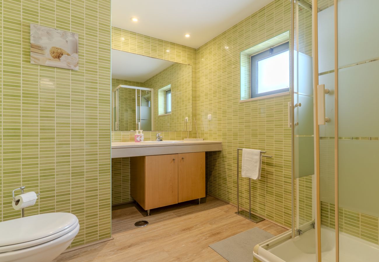 Appartement in Albufeira - #353 T2 Apartment Central Albufeira |Pool & Terrace
