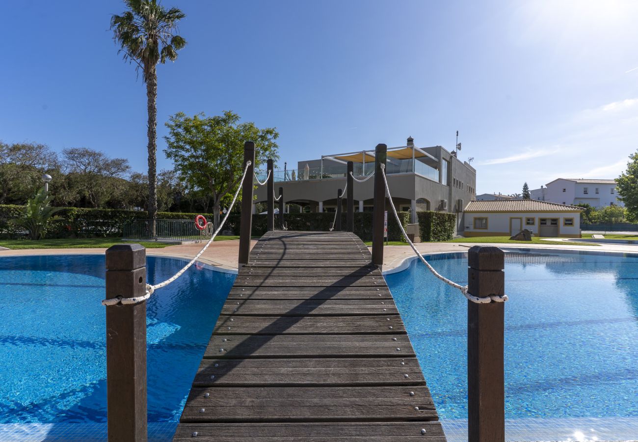Villa in Albufeira - #346 Family Villa in Albufeira | Pool, BBQ & AC