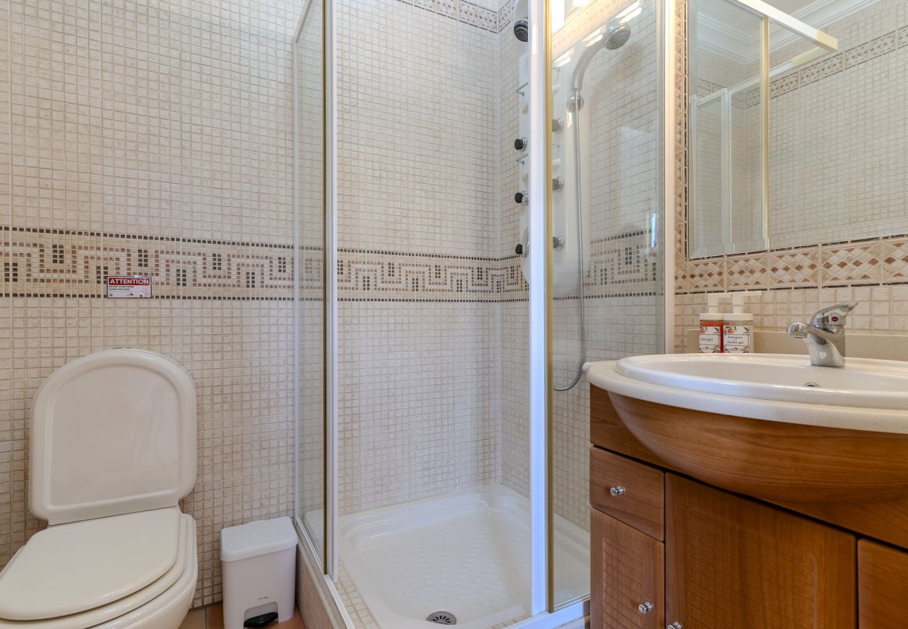 Villa in Albufeira - #346 Family Villa in Albufeira | Pool, BBQ & AC