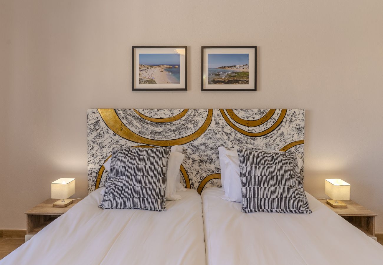 Appartement in Albufeira - #365 Old Town Albufeira Apartment | Pool Access
