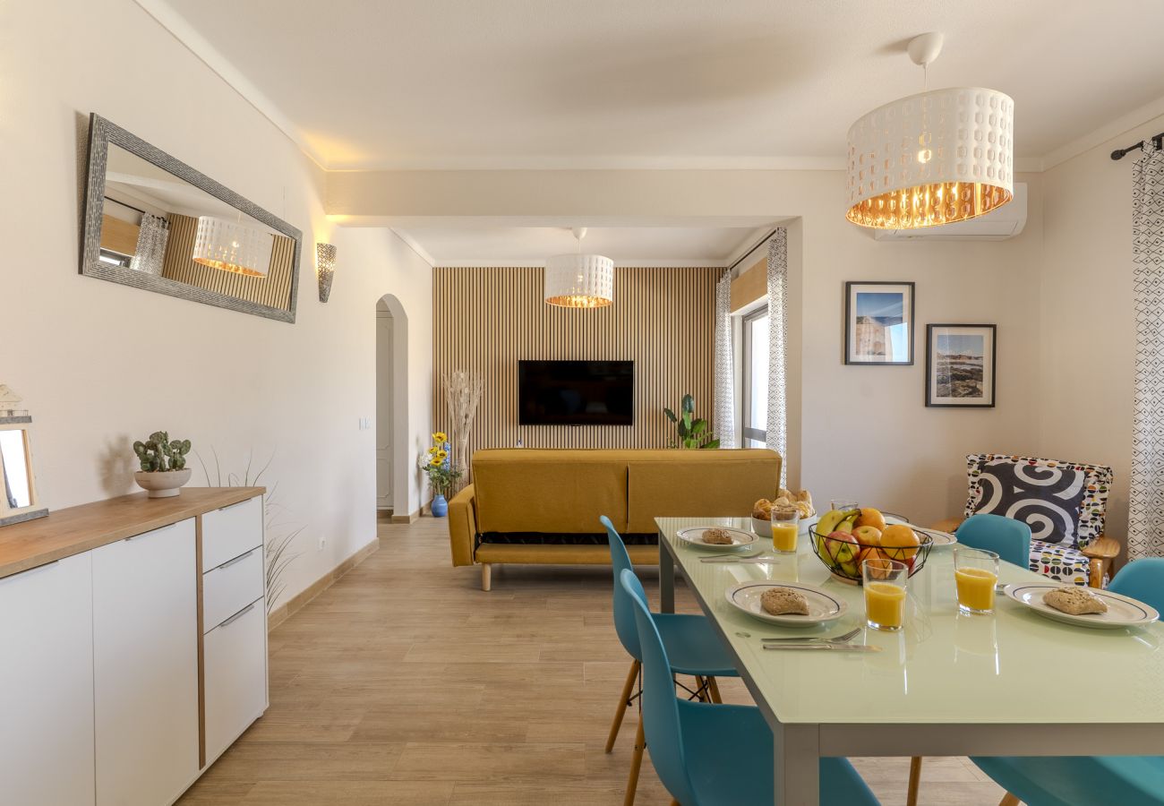 Appartement in Albufeira - #365 Old Town Albufeira Apartment | Pool Access