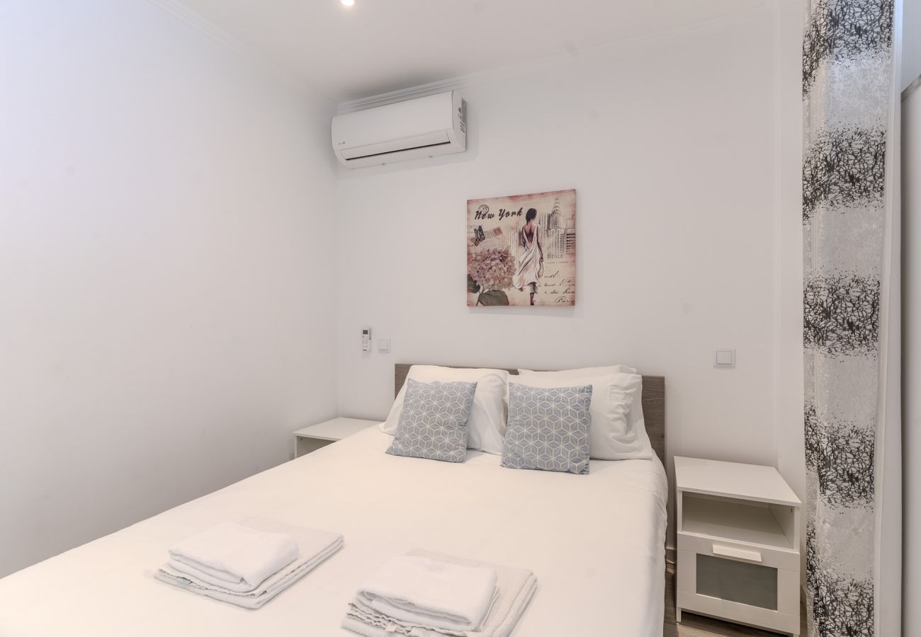 Appartement in Albufeira - #372 Sunny Balcony Retreat | Pool & 3 Bedrooms