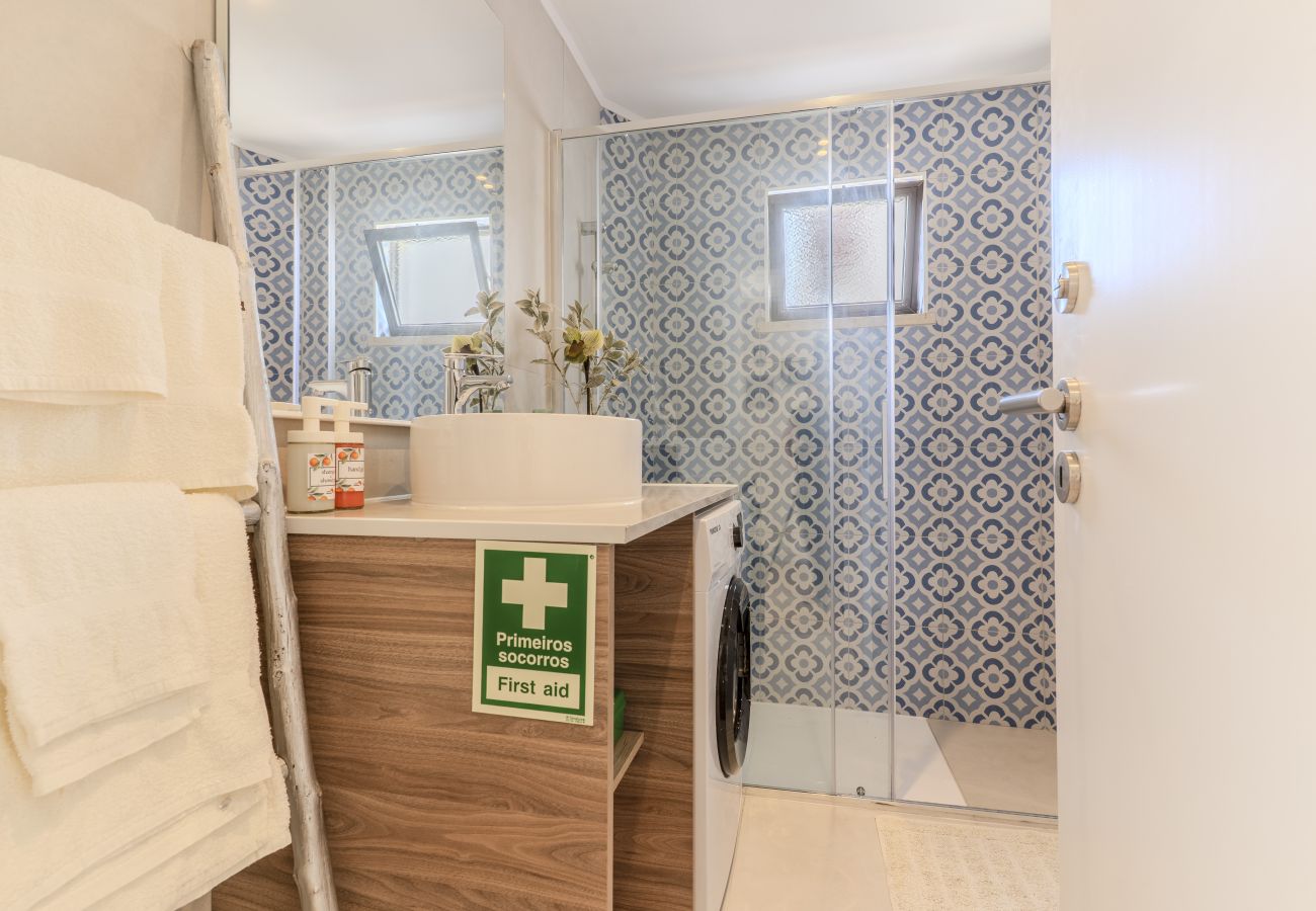Appartement in Albufeira - #381 Sunny Apartment in the Heart of Albufeira