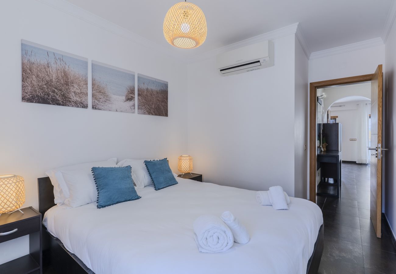 Appartement in Armação de Pêra - #387 Family-Friendly Apartment Near the Beach