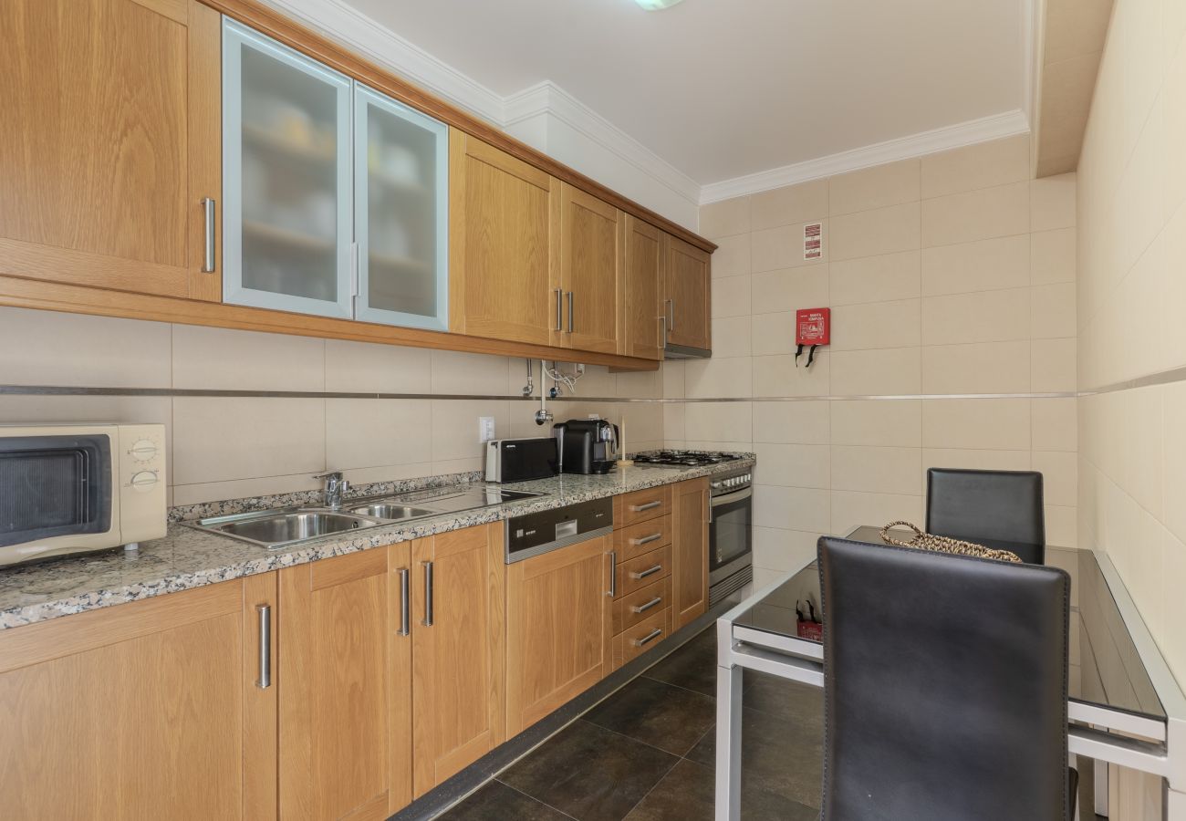Appartement in Armação de Pêra - #387 Family-Friendly Apartment Near the Beach