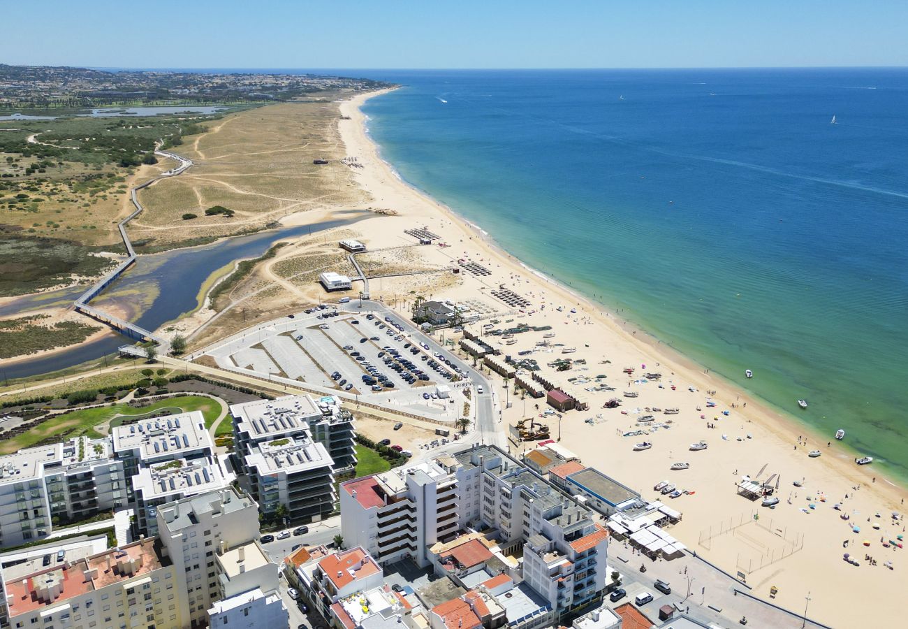 Appartement in Armação de Pêra - #387 Family-Friendly Apartment Near the Beach