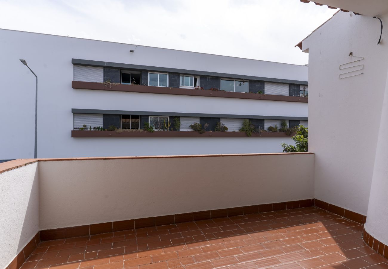Appartement in Albufeira - #389 Vila w/ share pool | Spacious 3-BR