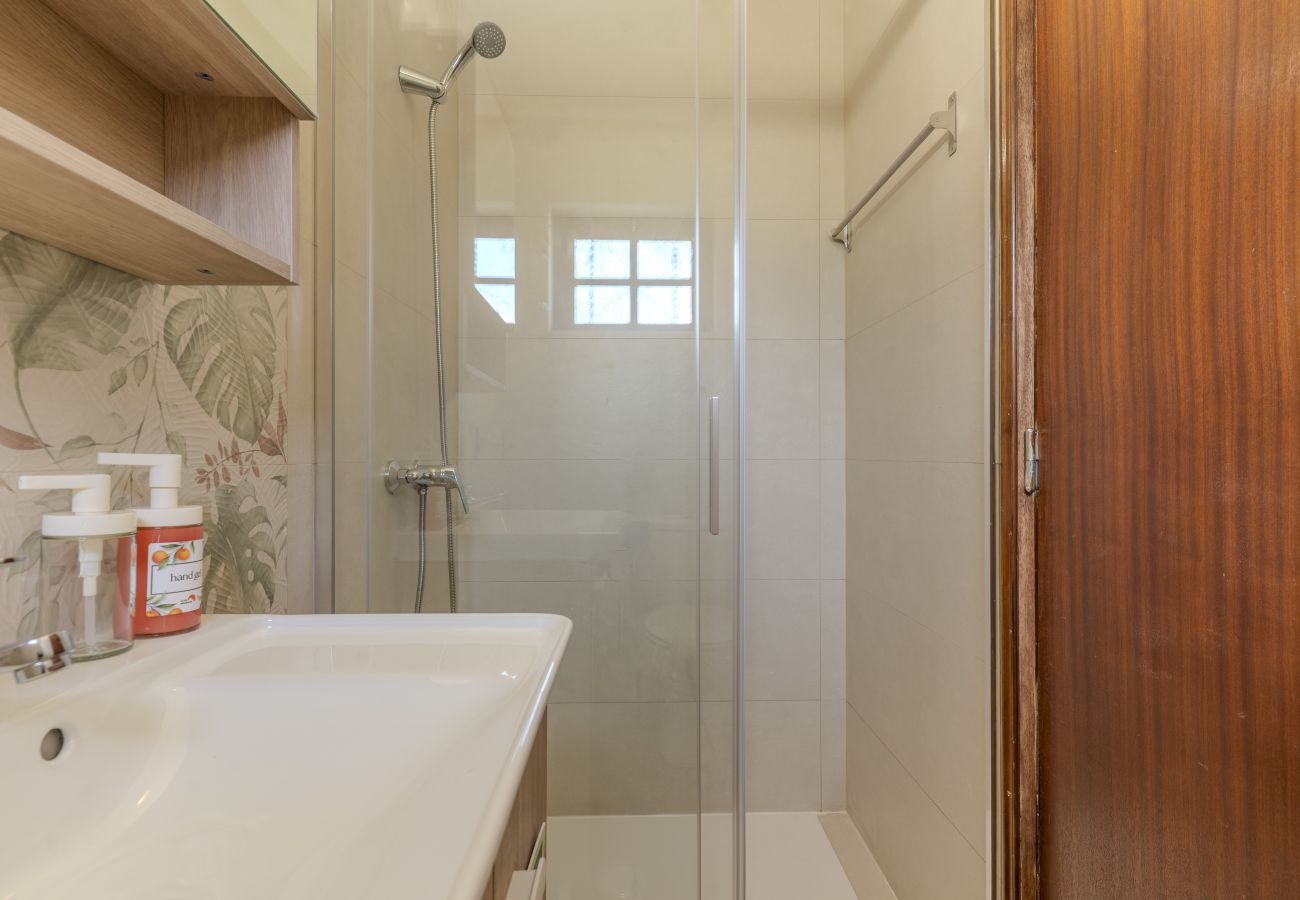 Appartement in Albufeira - #389 Vila w/ share pool | Spacious 3-BR