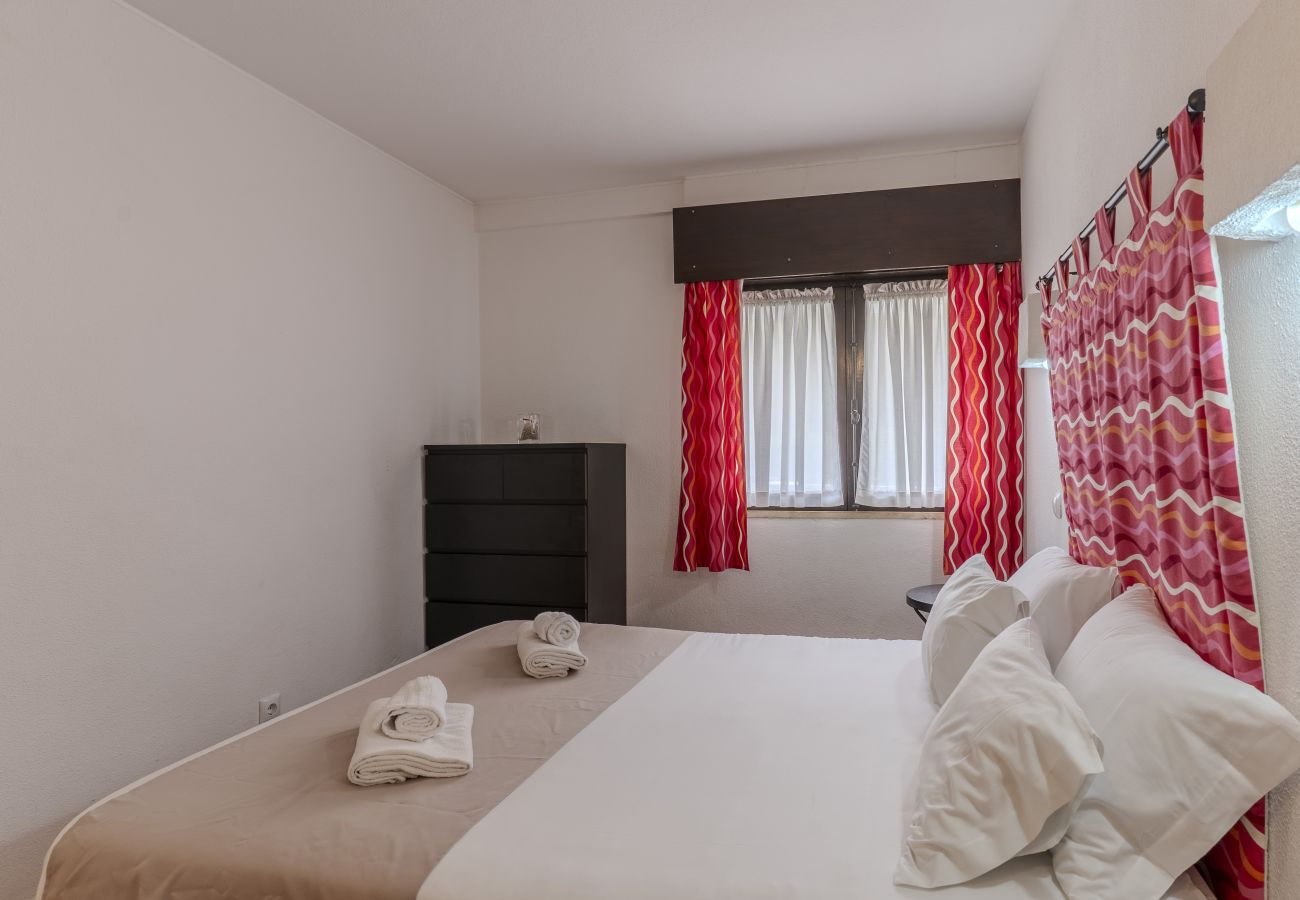 Appartement in Albufeira - #404 Bright Family Apartment | Pool in Albufeira