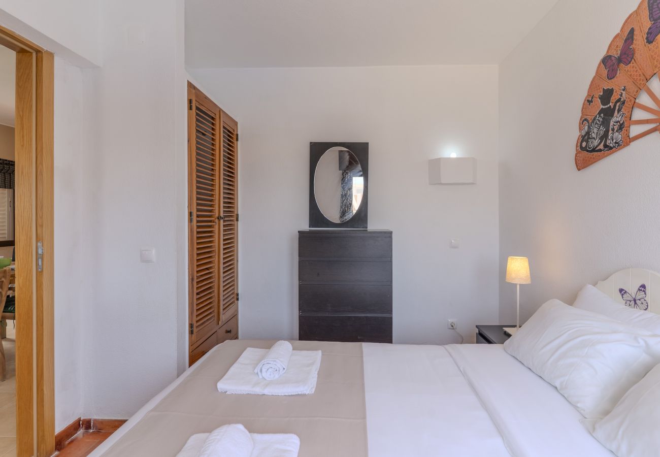 Appartement in Albufeira - #404 Bright Family Apartment | Pool in Albufeira