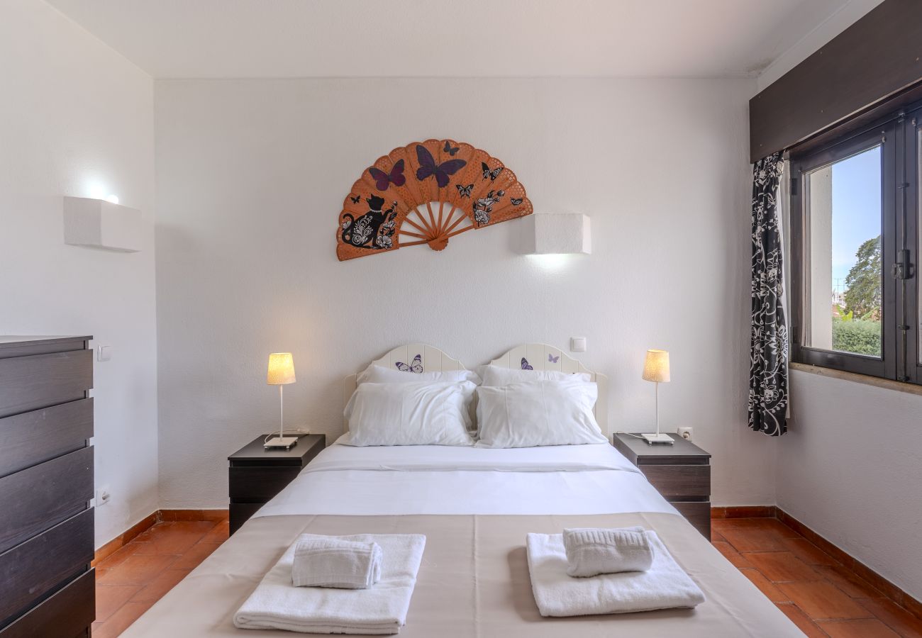 Appartement in Albufeira - #404 Bright Family Apartment | Pool in Albufeira
