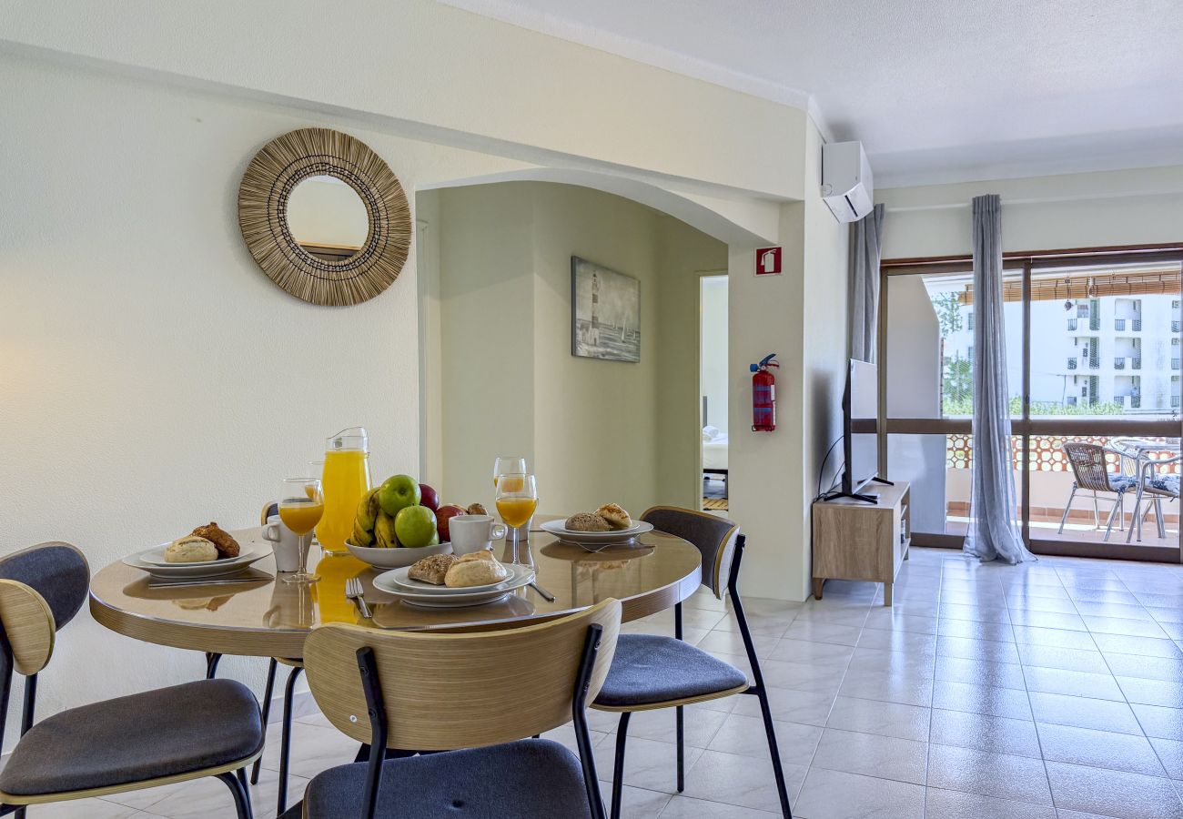 Appartement in Albufeira - #411 Sunny 1BR Apartment Near the Beach