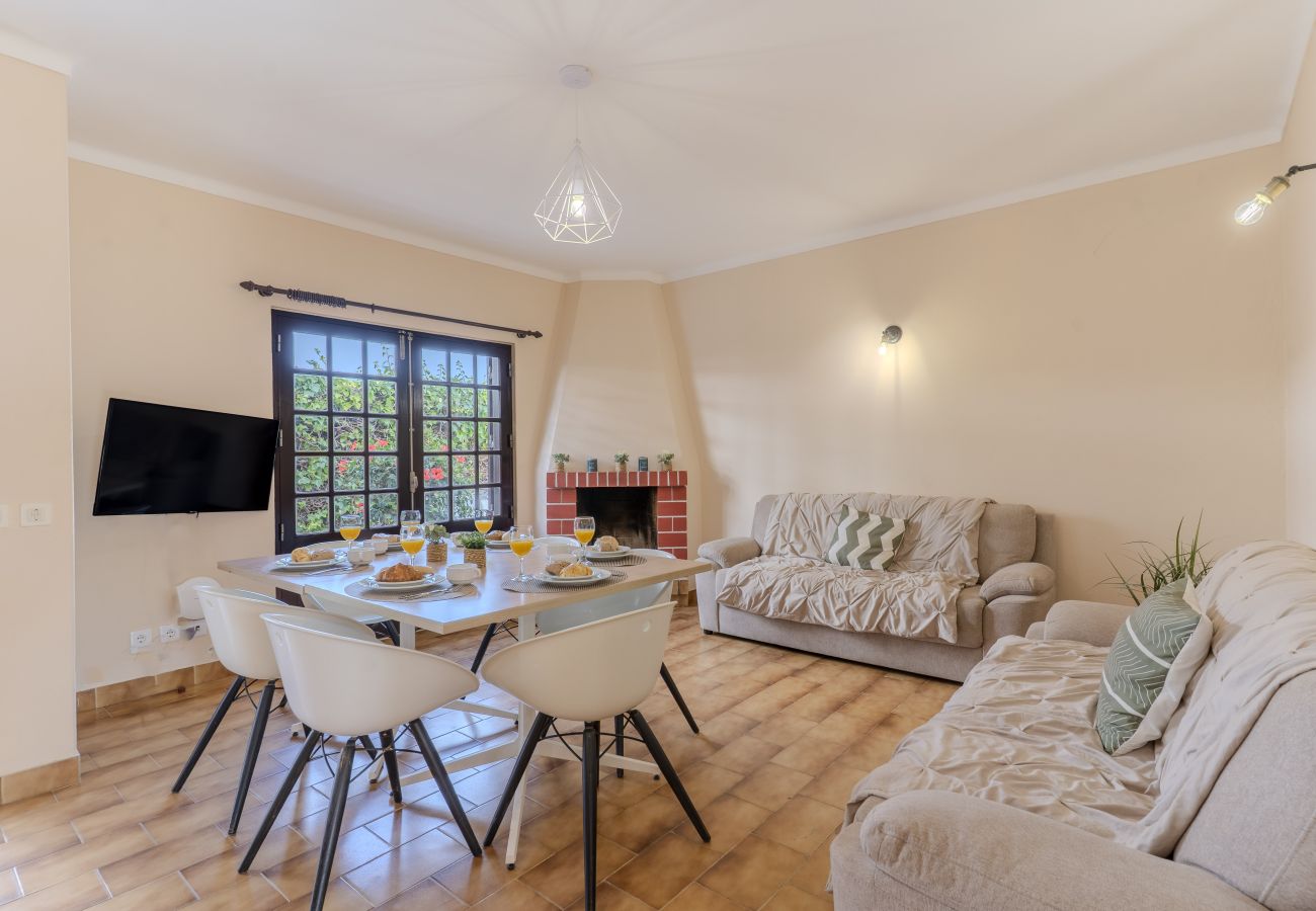 Villa in Albufeira - #395 Sun &  share Pool | V3 in New Town 