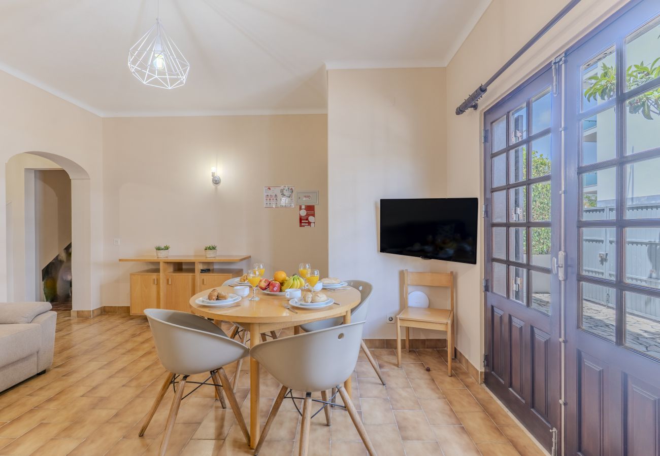 Villa in Albufeira - #392 Spacious 4BR Villa in Albufeira | Shared Pool