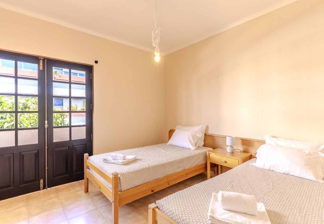 Villa in Albufeira - #392 Spacious 4BR Villa in Albufeira | Shared Pool