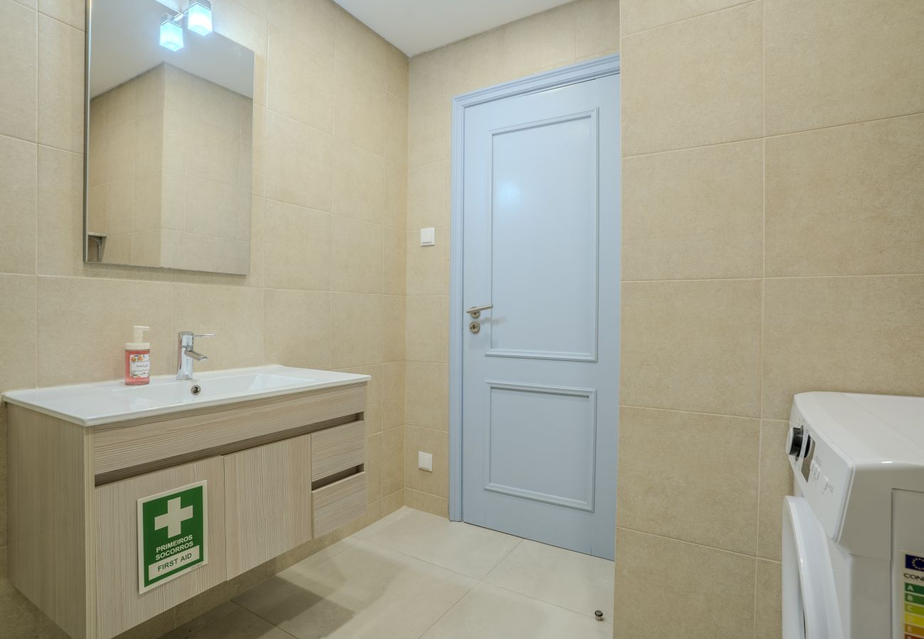 Appartement in Albufeira - #412 Flat with pool | 1BR | Near Oura & Beaches