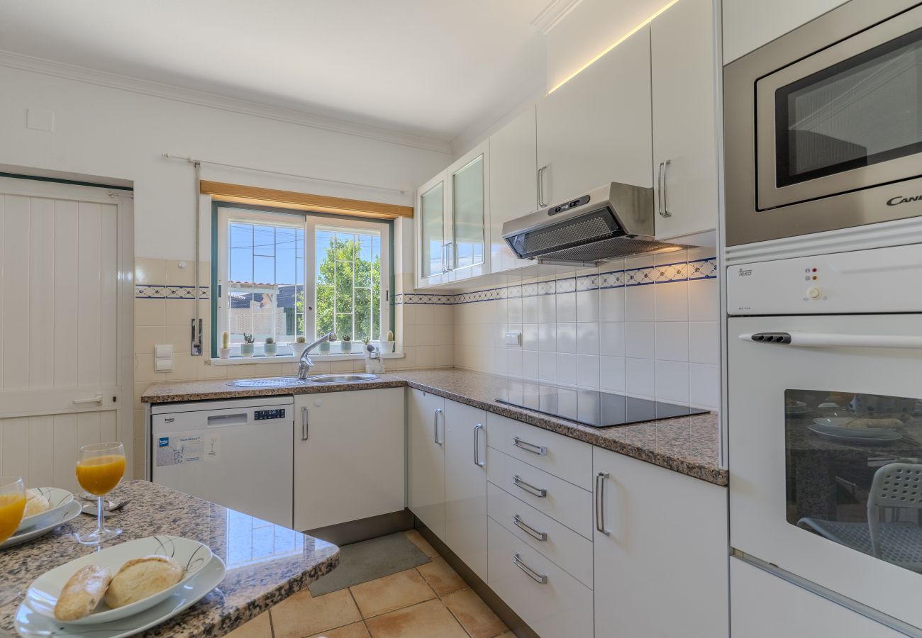 Rijhuis in Albufeira - #338 Peaceful Family House | Outdoor Space