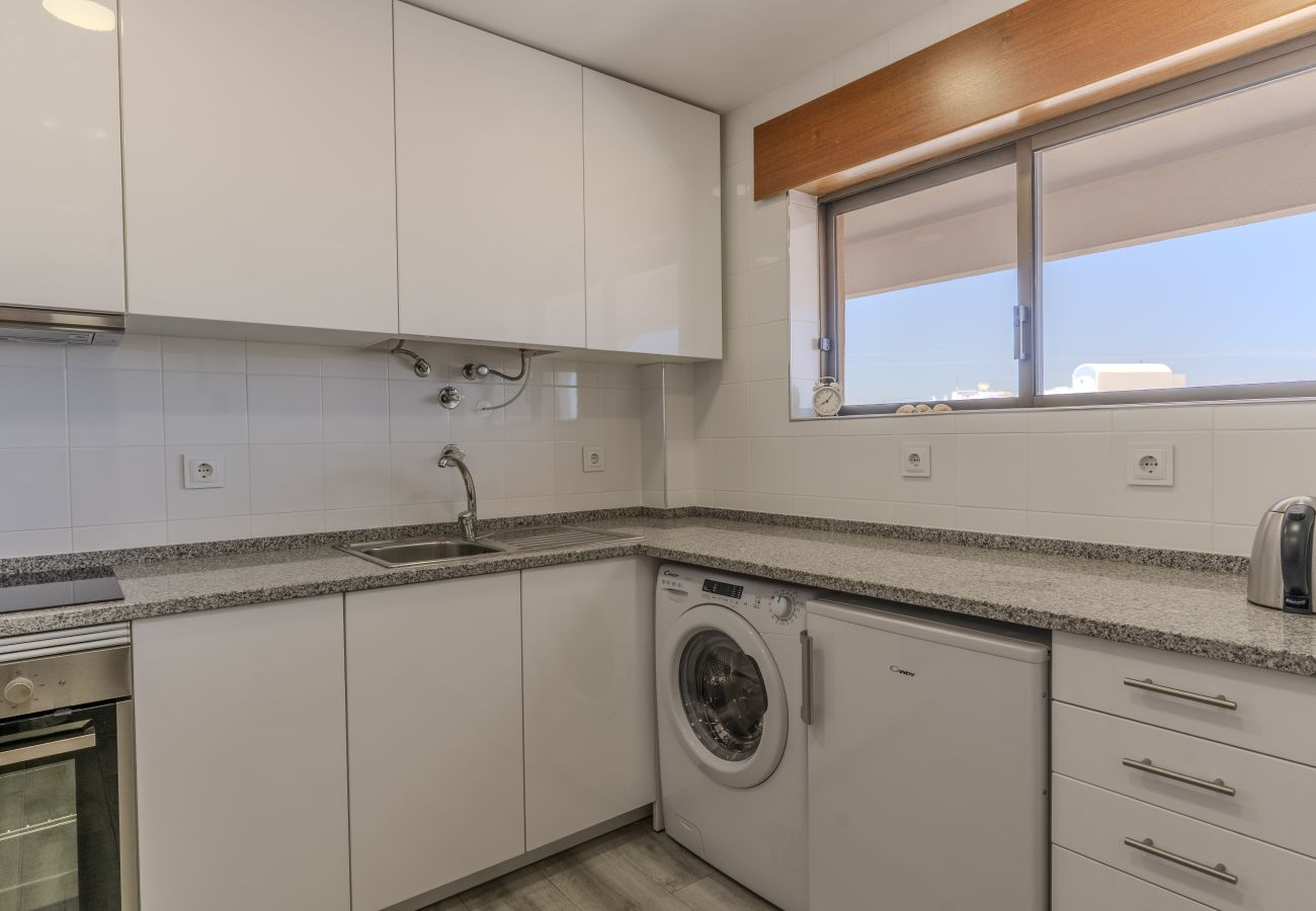Appartement in Albufeira - #386 Sea view, Stunning and Unobstructed 