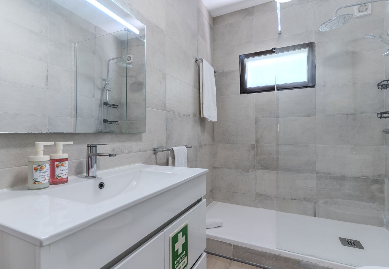 Appartement in Albufeira - #400 Central Albufeira Oasis | 1BR & Pool