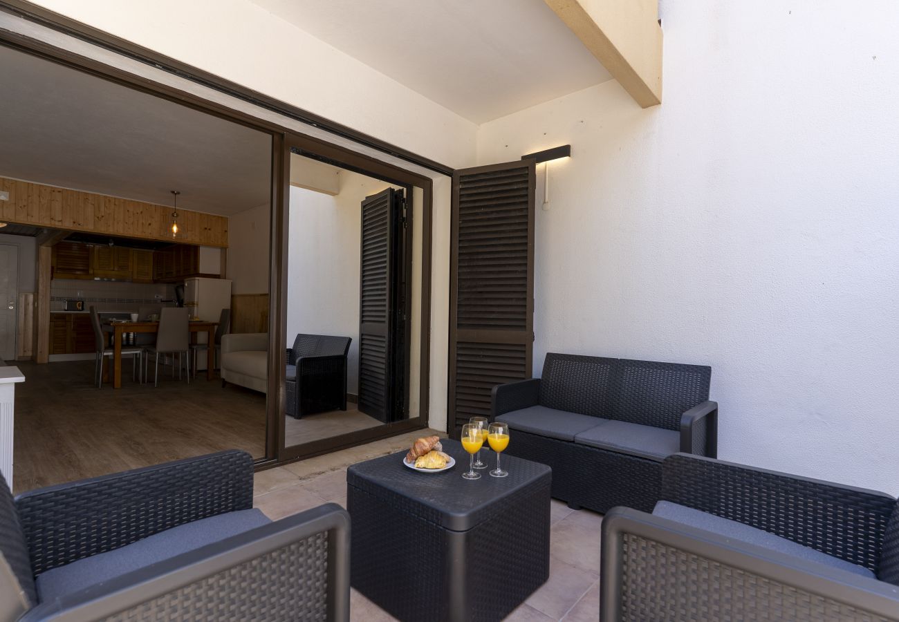 Appartement in Albufeira - #400 Central Albufeira Oasis | 1BR & Pool