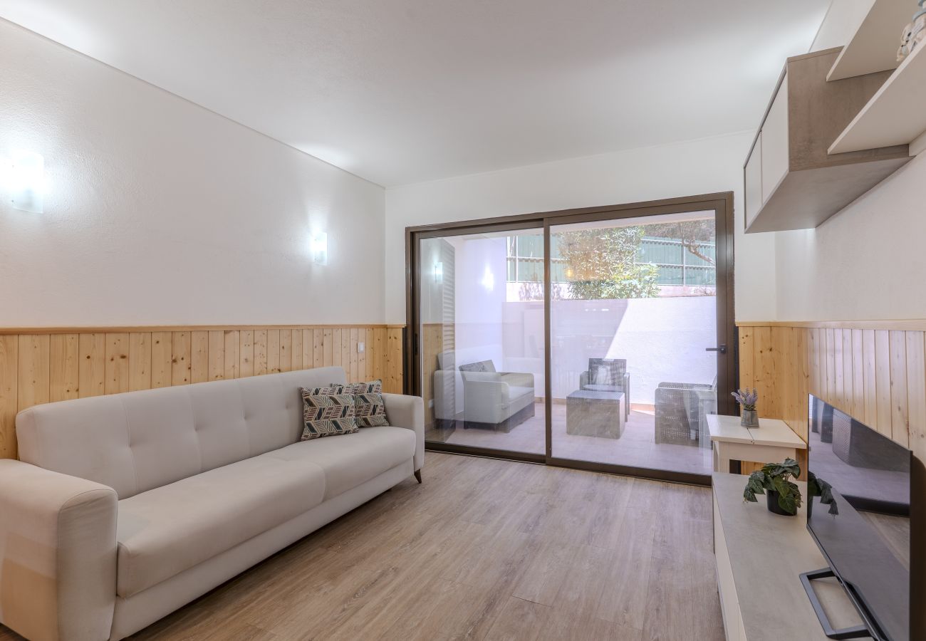Appartement in Albufeira - #400 Central Albufeira Oasis | 1BR & Pool