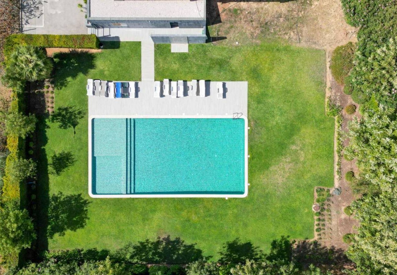 Appartement in Albufeira - #418 Cozy & Bright Apartment | Spacious Retreat with Shared Pool