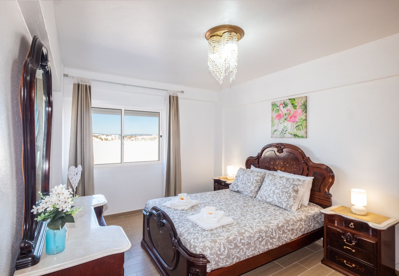 Apartamento en Albufeira - #012 Family Apartment | Quiet Area & Comfort