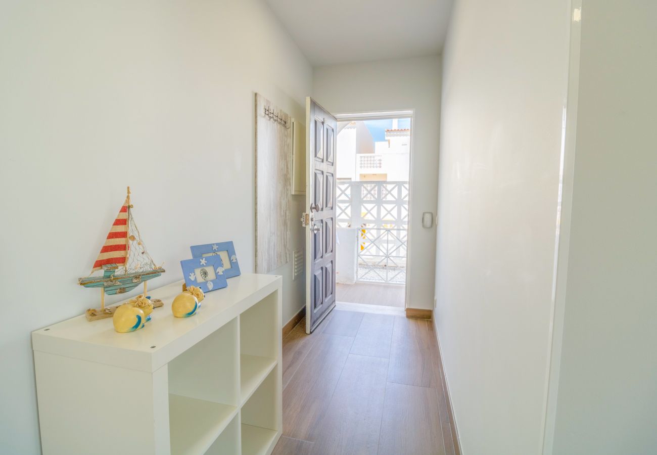 Apartamento en Albufeira - #035 2BR Oura Village | Pool & Prime Location