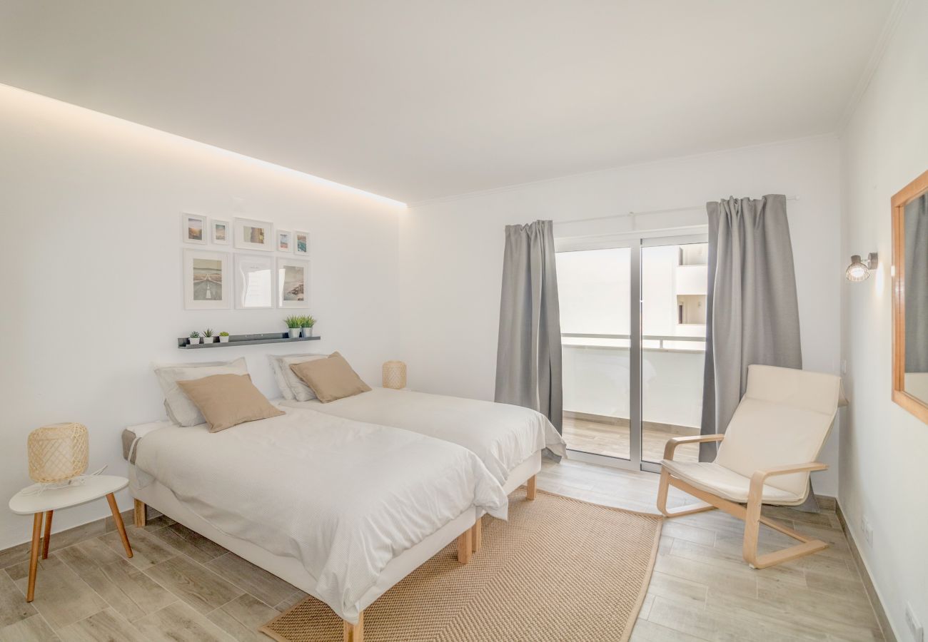 Apartamento en Albufeira - #048 Sunrise Apartment | Pool & Bright Space