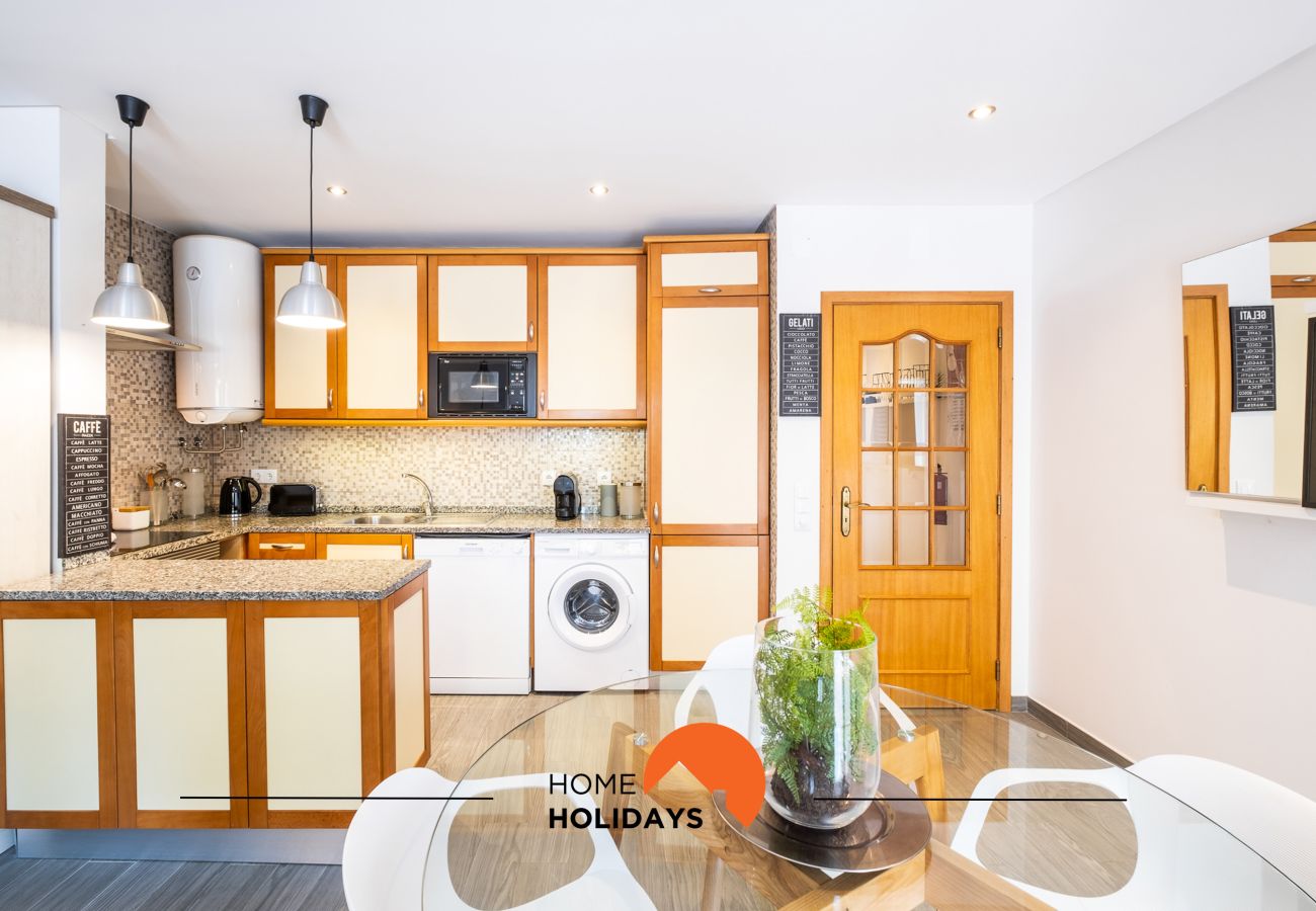 Apartamento en Albufeira - #094 Modern Flats w/ Pool | Great Location